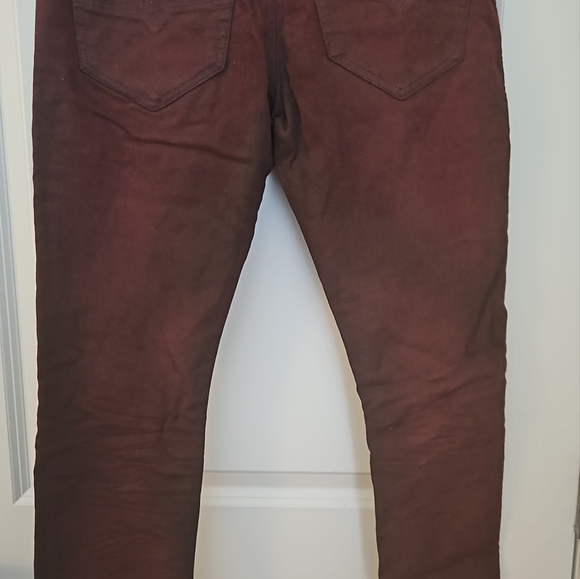 Diesel jeans red/maroon size 32,new - Picture 2 of 3